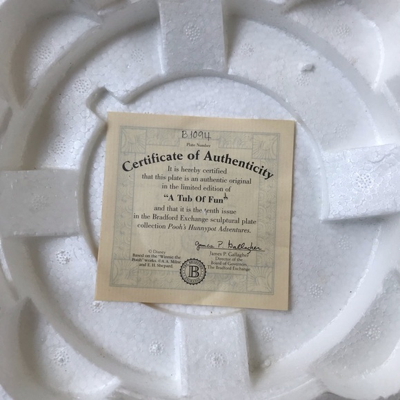 Disney Winnie the Pooh “Pooh’s Hunnypot Adventures” 3d Plate Set - Bradford Ex. - Picture 11 of 14